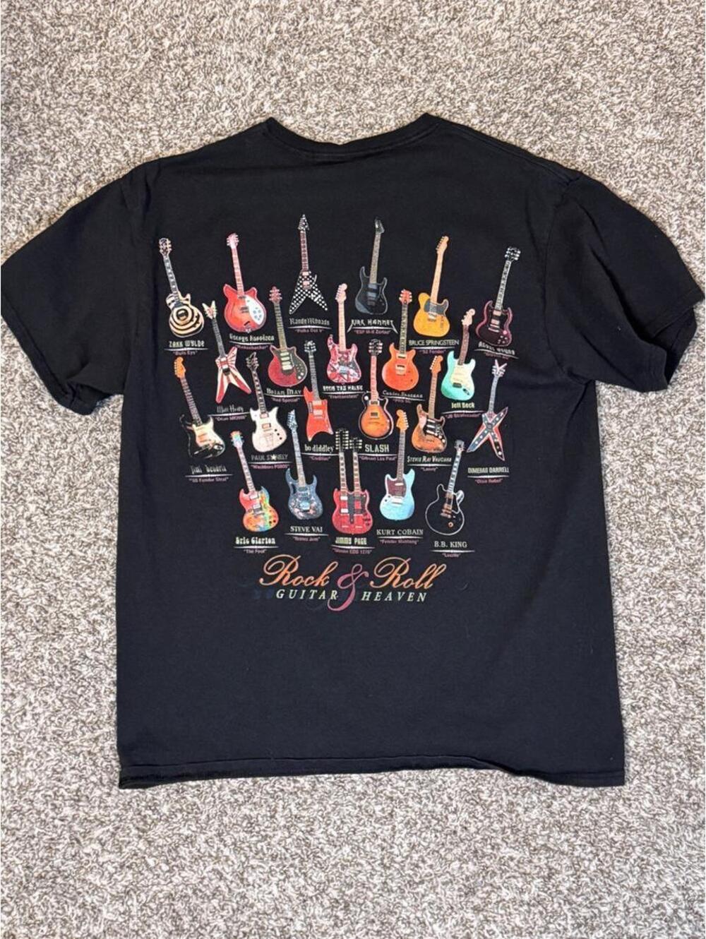 🎸 Rock & Roll Guitar Heaven Tee – Size Large 🎸